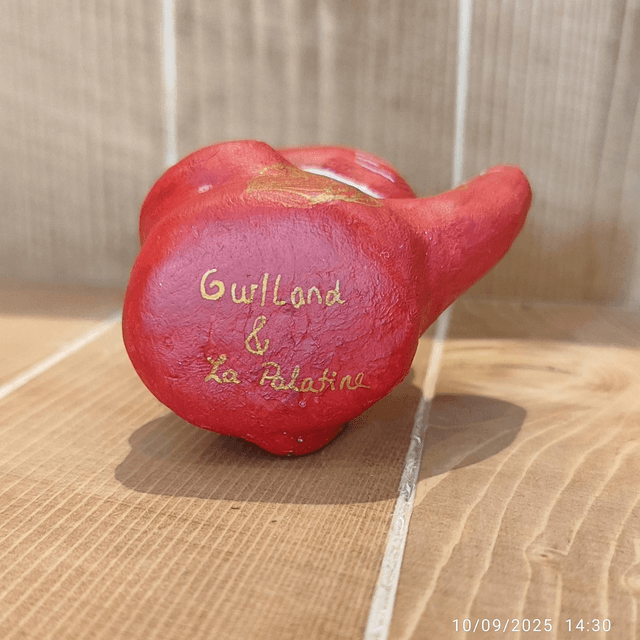 Darumas Maneki Rouge