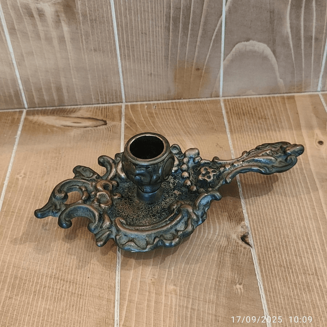 Bougeoir en bronze