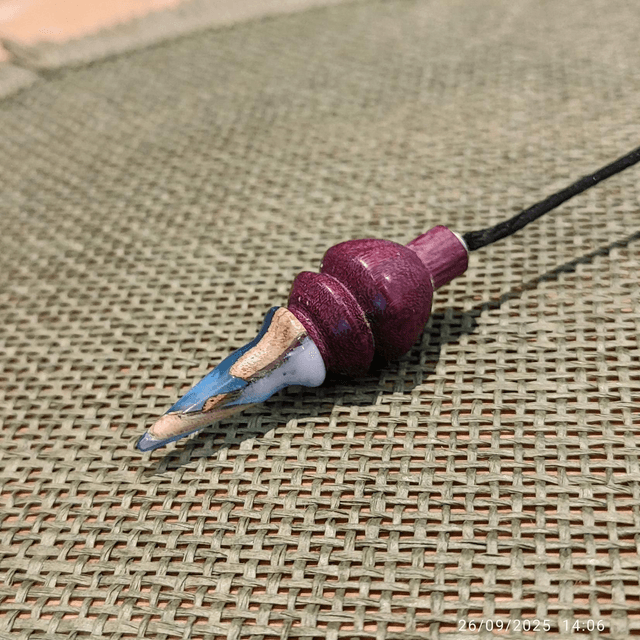 Pendule Bois & Epoxy (Amarante)