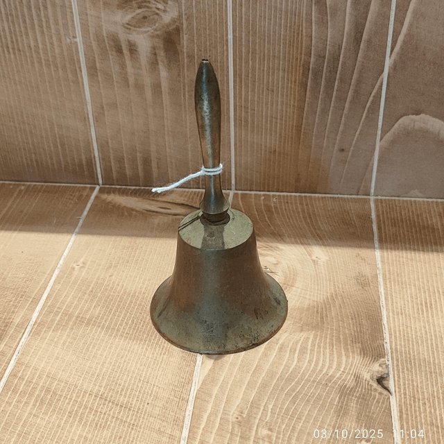 Cloche en laiton 