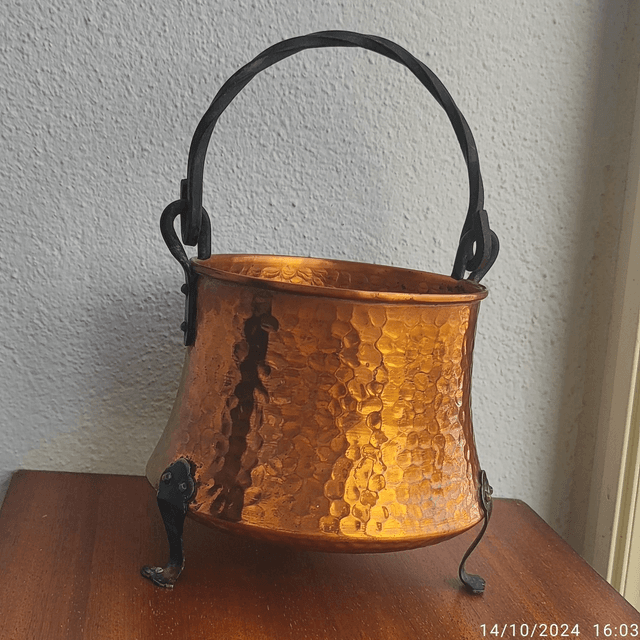 Chaudron en cuivre